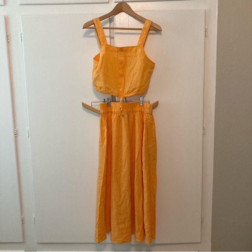 Cute 2 piece linen outfit!